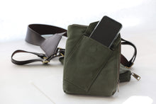 Load image into Gallery viewer, Classic Canvas Shoulder Bag 